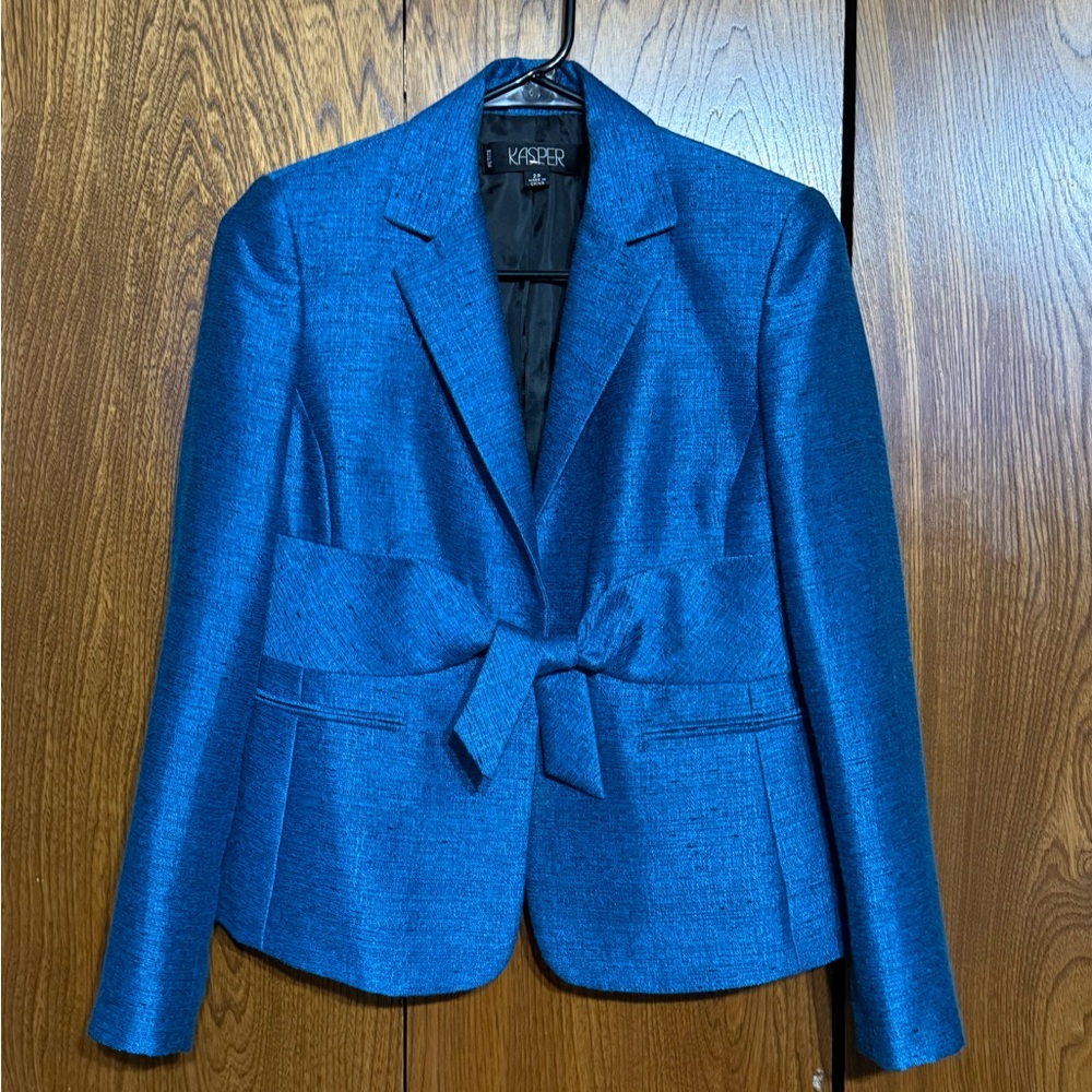 Kasper Women's Vibrant Blue Suit Jacket